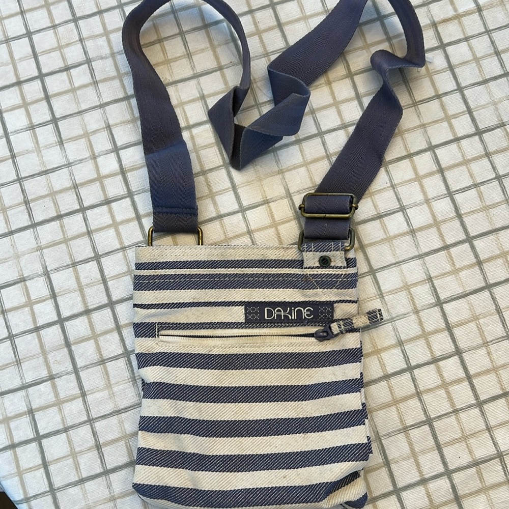 Dakine Crossbody Bag